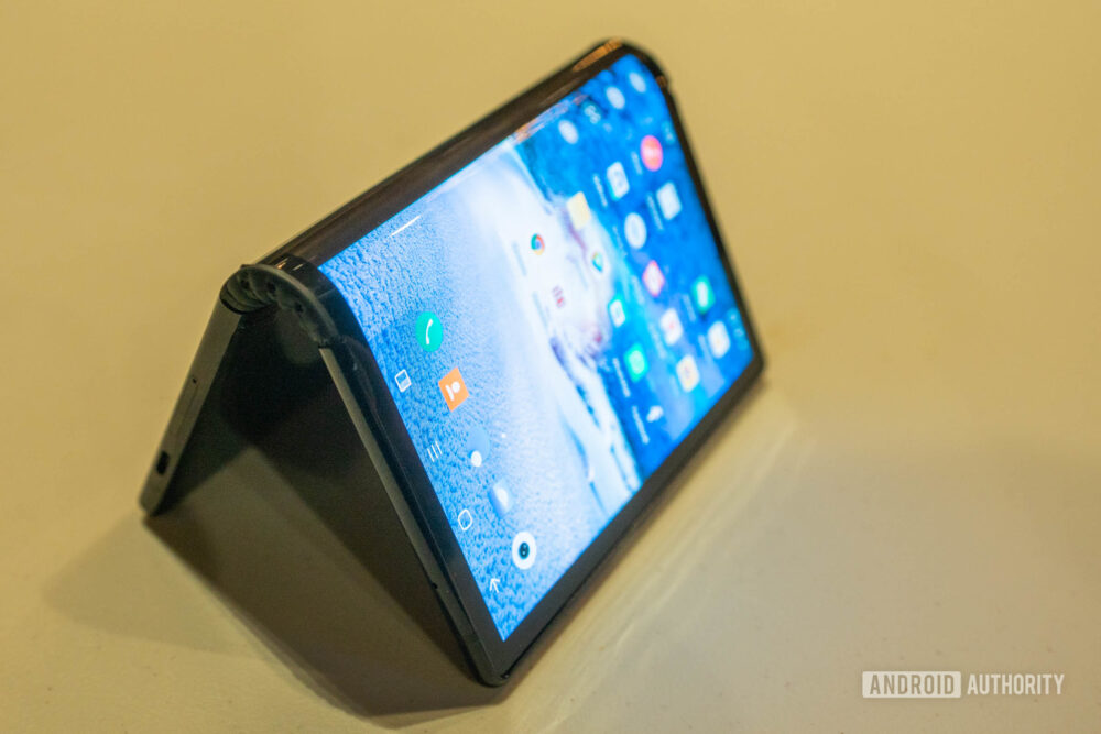 Royole FlexPai: The first foldable phone - Android Authority Royole flexpaih